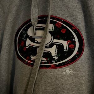 Wemons 2XL 49ers floral logo, gray hoodie